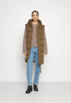 Marc O'Polo Long Fixed Hood Welt Pockets - Bodywarmer - Forest Floor -Marc O'Polo 194a6bdf69e24cc29fa98162b6819e29