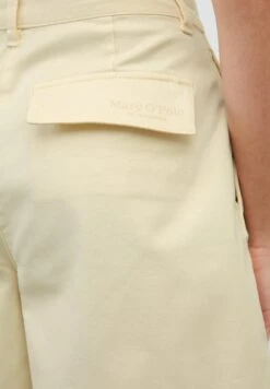 Marc O'Polo Wide Leg Flap Pockets Archive Inspired Details - Shorts - Bleached Vanilla