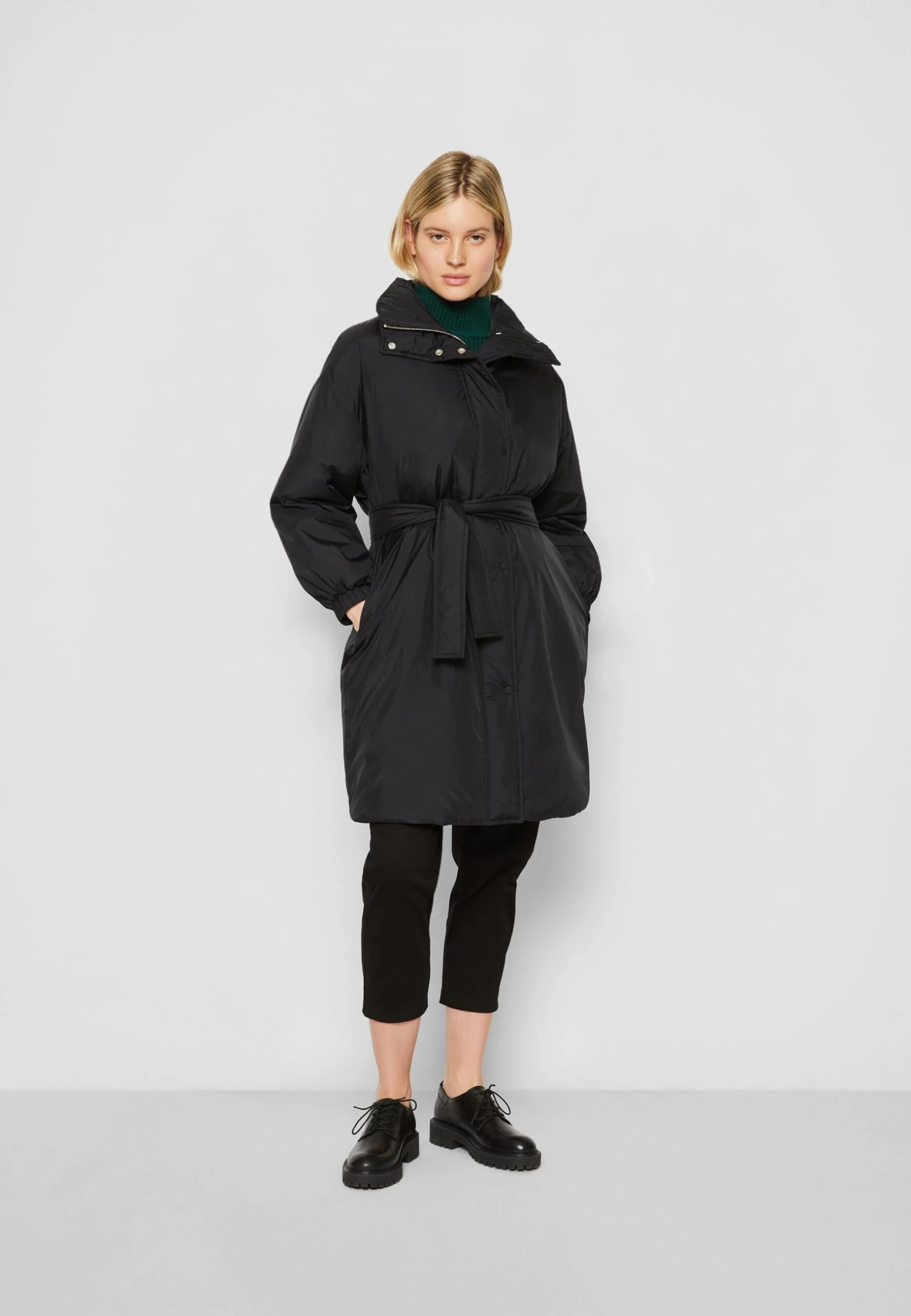 Marc O'Polo Coat Padded Oversized Belted Stand-Up Collar- Winterjas - Black 4 Marc O'Polo Coat Padded Oversized Belted Stand-Up Collar- Winterjas - Black - Afbeelding 2