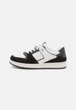 Marc O'Polo Rudy - Sneakers Laag - White/Black -Marc O'Polo 1f1eaa291923477f8716c972cdf965a8