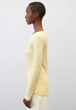 Marc O'Polo Long Sleeve Boat Neck - Longsleeve - Pale Sunflower 11 Marc O'Polo Long Sleeve Boat Neck - Longsleeve - Pale Sunflower -Marc O'Polo 2043a47e4b34441da5324f16107eee5b
