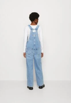 Marc O'Polo DENIM Dungaree Relaxed Fit Low Crotch Loose Leg Regular - Tuinbroek - Multi/Authentic Worn Light Blue 10 Marc O'Polo DENIM Dungaree Relaxed Fit Low Crotch Loose Leg Regular - Tuinbroek - Multi/Authentic Worn Light Blue -Marc O'Polo 2732c7c1171e4b34a26c2c038516b69a
