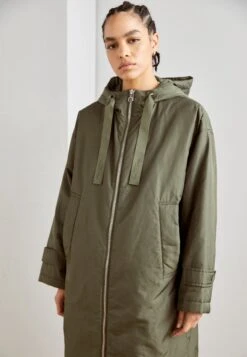 Marc O'Polo Coat Long Padded Fixed Hood Zipper Drawstring Waist - Parka - Olive Crop