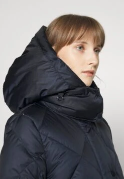 Marc O'Polo Coat Diamond QuiltingLong Detachable Hood Welt - Donsjas - Deep Blue Sea 13 Marc O'Polo Coat Diamond QuiltingLong Detachable Hood Welt - Donsjas - Deep Blue Sea -Marc O'Polo 2cd63ca4c5b649cd84787209d00c7c76