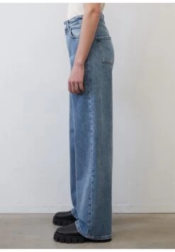 Marc O'Polo DENIM Tomma High Aus Org - Relaxed Fit Jeans - Multi Vintage Mid Blue -Marc O'Polo 3064f51f600b44d7a148d3cc02078757