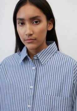 Marc O'Polo DENIM Gestreifte Loose Aus- Overhemdblouse - Multi Kensington Blue -Marc O'Polo 493053de1c6e4319b7303fe2a016056d