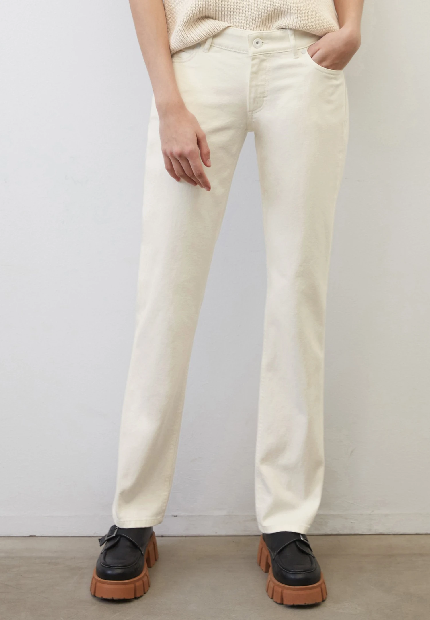 Marc O'Polo Straight Leg Jeans - Clean White Garment Dye Wash 5 Marc O'Polo Straight Leg Jeans - Clean White Garment Dye Wash - Afbeelding 3
