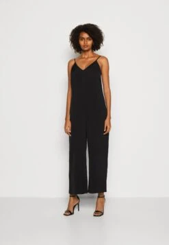 Marc O'Polo Overall Slip Style Cropped V-Neck Spaghetti Straps - Jumpsuit - Black