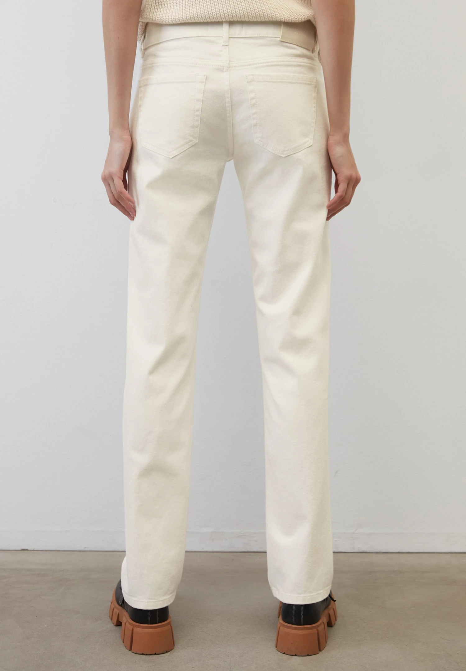 Marc O'Polo Straight Leg Jeans - Clean White Garment Dye Wash 4 Marc O'Polo Straight Leg Jeans - Clean White Garment Dye Wash - Afbeelding 2