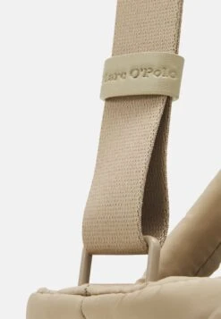 Marc O'Polo Mod Dory - Schoudertas - Loose Sand 12 Marc O'Polo Mod Dory - Schoudertas - Loose Sand -Marc O'Polo 5780a3c56be549d4a827cd6a08e29879