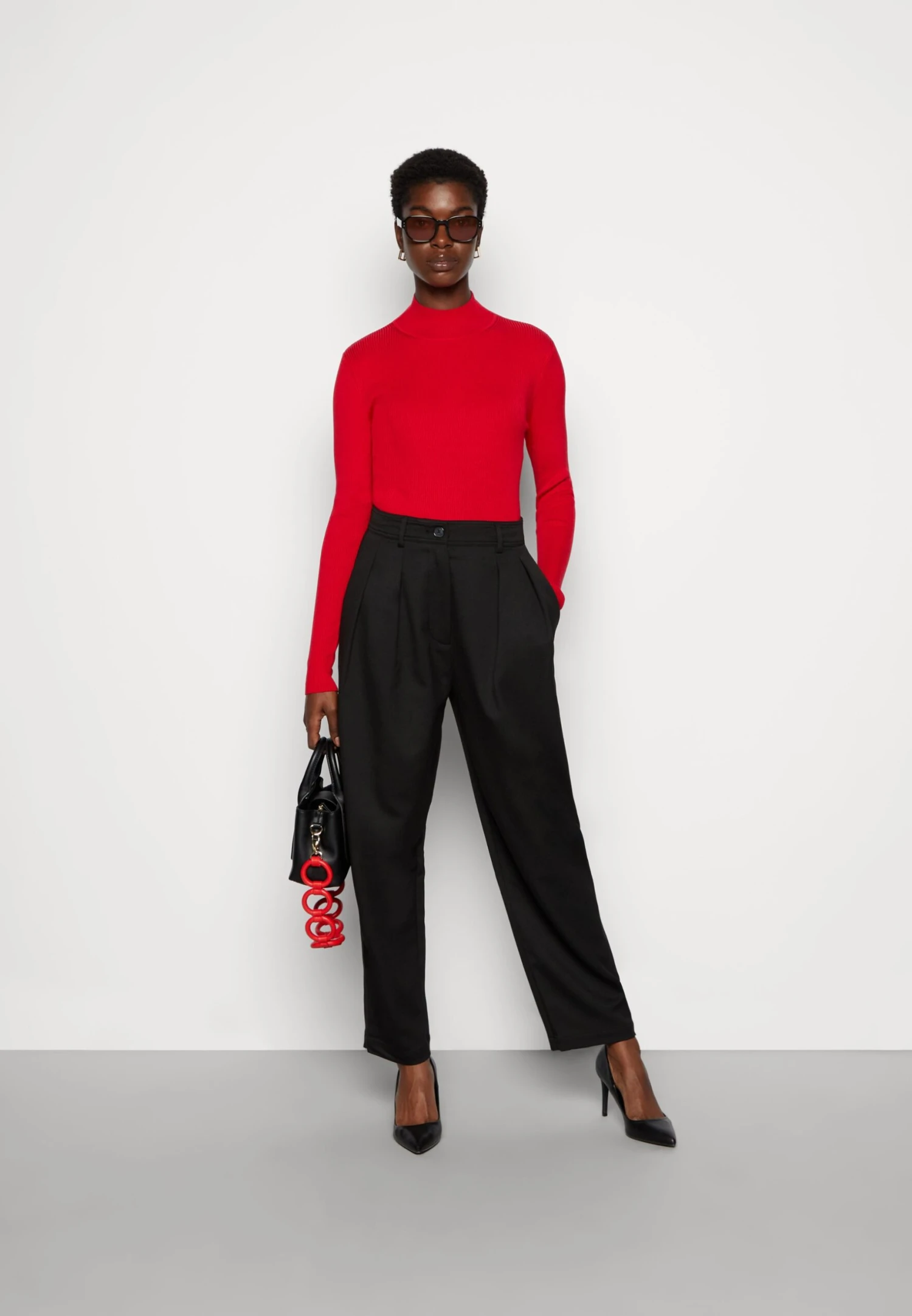 Marc O'Polo Pants Menswear Inspired Pleated High Rise - Broek - Black 4 Marc O'Polo Pants Menswear Inspired Pleated High Rise - Broek - Black - Afbeelding 2