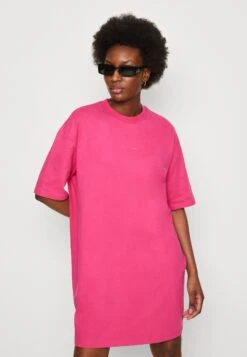 Marc O'Polo DENIM Dress Style Logo Print - Jerseyjurk - Fresh Fuschia -Marc O'Polo 6ccf85d66b5145d5b8571dc825aee226