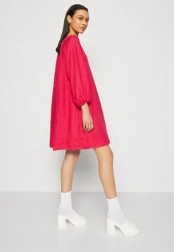 Marc O'Polo Dress Short Length A Line Feminine Neckline - Jurk - Dahlia Pink -Marc O'Polo 6e895ae3e1e541359ead731edbef78c4