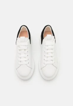 Marc O'Polo Mod Svea- Sneakers Laag - White/Black -Marc O'Polo 6ee7130fe6e74910b66b71dc5add7fac