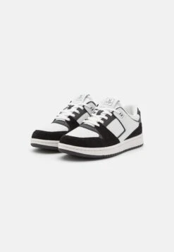 Marc O'Polo Rudy - Sneakers Laag - White/Black -Marc O'Polo 7ea1f36ce18e4886956fcc08bd689ae9