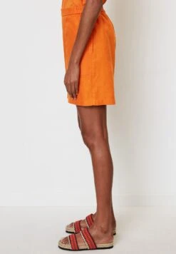 Marc O'Polo High Waistmit Teil-Elastischem Bund - Shorts - Marigold Orange -Marc O'Polo 86315d9f108a43598c0ff515bd569c4c
