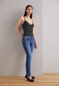 Marc O'Polo DENIM Trouser, Regular Waist Slim Leg Regular Length - Jeans Skinny Fit - Multi/Blackish Dark Blue 10 Marc O'Polo DENIM Trouser, Regular Waist Slim Leg Regular Length - Jeans Skinny Fit - Multi/Blackish Dark Blue -Marc O'Polo 88fe17f128e74bf9be410171ab7a56f2