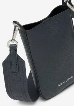 Marc O'Polo Aus Genarbtem - Telefoonhoesje - Deep Blue Sea 13 Marc O'Polo Aus Genarbtem - Telefoonhoesje - Deep Blue Sea -Marc O'Polo 897e91957443438cbd199533367ecf21