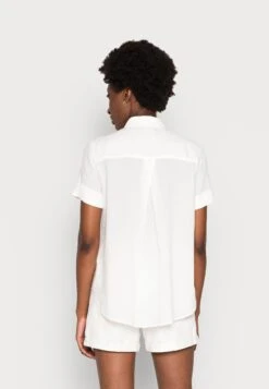 Marc O'Polo Kent Collar Short SleevedStyle Patched - Overhemdblouse - Salty White -Marc O'Polo 942ae71962ed42d1870b3125d70c3bd9