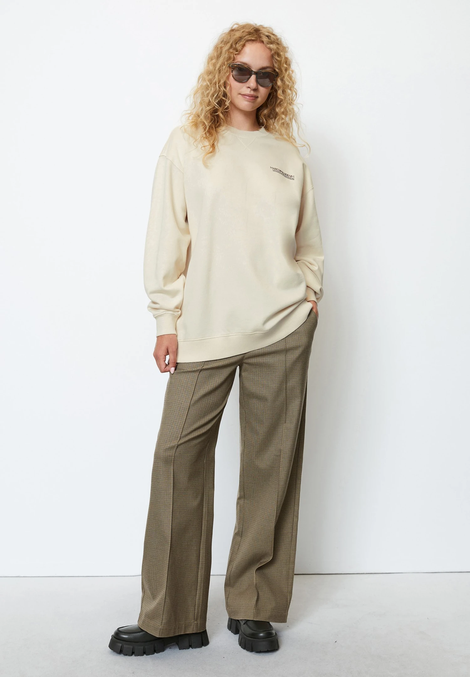 Marc O'Polo DENIM With Wide Sleeves Crewneck Artwork - Sweater - White Blush 4 Marc O'Polo DENIM With Wide Sleeves Crewneck Artwork - Sweater - White Blush - Afbeelding 2