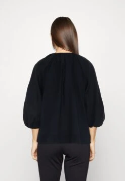 Marc O'Polo Short Sleeve Feminine Shape V Neck - Blouse - Deep Blue Sea -Marc O'Polo a467921ae1ad448ba73f964e2271ef2c