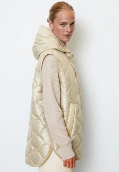 Marc O'Polo Onion Quilting Padded Side Slits Fixed Hood Patch - Bodywarmer - Jonesboro Cream -Marc O'Polo a632bed83b0a4b1185647b91fa9c600a