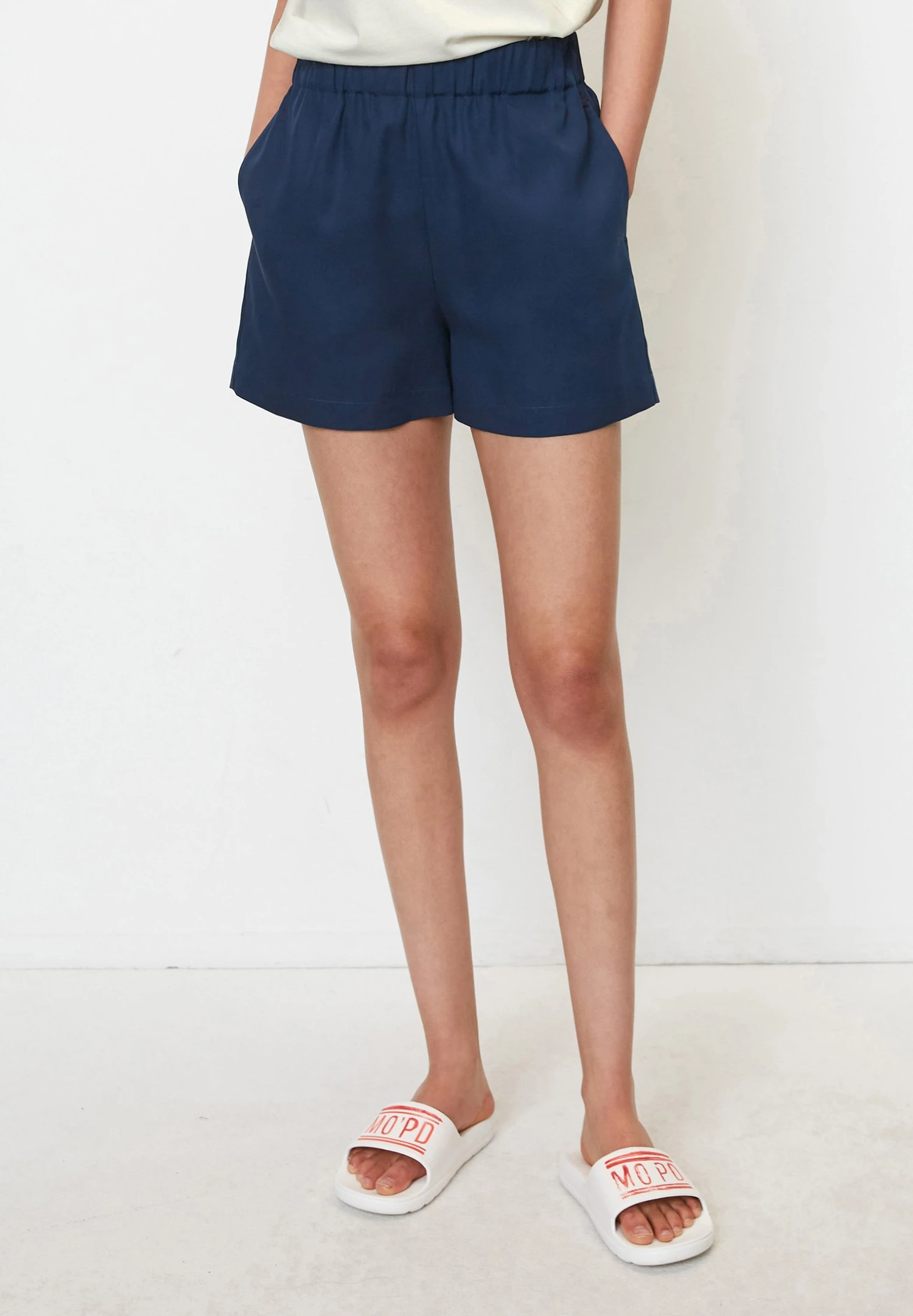 Marc O'Polo DENIM Mit Gummibund Aus Fliessendem - Shorts - Admiral 3 Marc O'Polo DENIM Mit Gummibund Aus Fliessendem - Shorts - Admiral