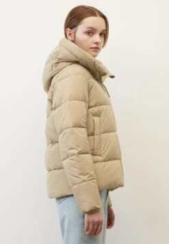 Marc O'Polo DENIM Short Puffer Jacket With Hood Zipped Front Welt Pockets - Winterjas - Brown Rye -Marc O'Polo be6465f6e60d49f29d1982f316de3fd7
