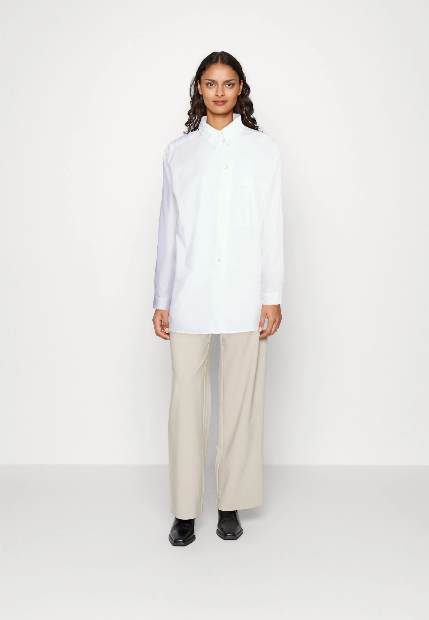 Marc O'Polo Long Sleeve Collar Patched Pocket - Overhemdblouse - White 4 Marc O'Polo Long Sleeve Collar Patched Pocket - Overhemdblouse - White - Afbeelding 2