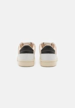 Marc O'Polo Violeta - Sneakers Laag - Offwhite/Black -Marc O'Polo c1d0ac48251243219ccae9f2cb88db76