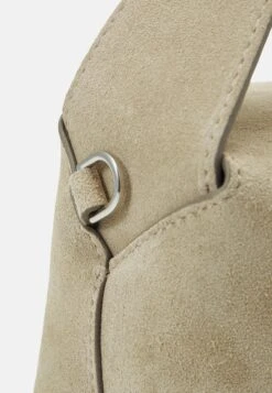 Marc O'Polo Mod Tyna - Handtas - Frosty Sand -Marc O'Polo c6bb923b75184577a8aa69bdff7fe060