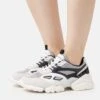 Marc O'Polo Julia - Sneakers Laag - White/Black -Marc O'Polo c987dda9e42a410b88efb828e08e5d80
