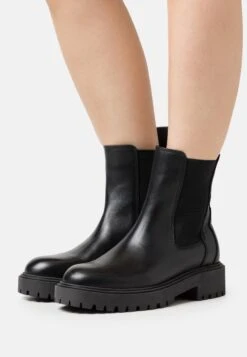 Marc O'Polo Phia- Enkellaarsjes Met Plateauzool - Black