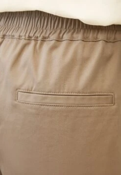 Marc O'Polo Tailored Regular Aus Organic - Broek - Dusty Earth -Marc O'Polo d467b78db52449e0948173f33317fb6f