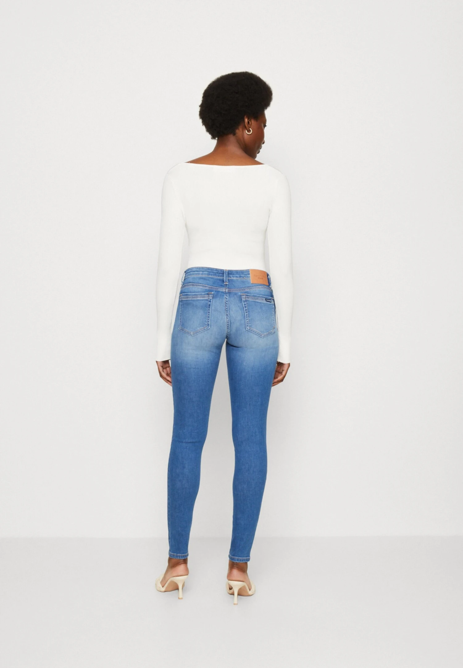 Marc O'Polo DENIM Trouser Low Waist Regular Length - Jeans Skinny Fit - Multi/Mid Cobalt Blue 5 Marc O'Polo DENIM Trouser Low Waist Regular Length - Jeans Skinny Fit - Multi/Mid Cobalt Blue - Afbeelding 3