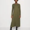 Marc O'Polo Dress - Jerseyjurk - Wild Olive -Marc O'Polo e963d50e9d474a93a8f7cd6dc227848d