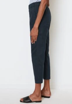 Marc O'Polo Barrel Shape Mit Gummizug - Broek - Deep Blue Sea -Marc O'Polo eb05ace61c054a418041e34ada46fb14