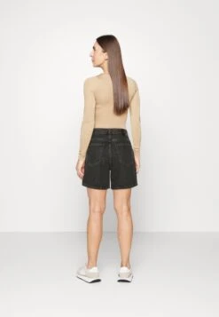 Marc O'Polo DENIM High Waist A Shaped Fit Bermuda Length Stitched - Jeansshort - Multi/Vintage Black -Marc O'Polo f2d2a2692db7408d9034c4935be3bc91