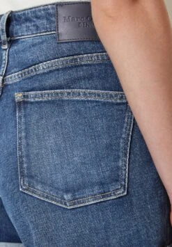 Marc O'Polo DENIM Modell Ylvi- Jeansshort - Multi Authentic Dark Blue -Marc O'Polo fb6d02fafac6467e88b16fc73d5e88fe